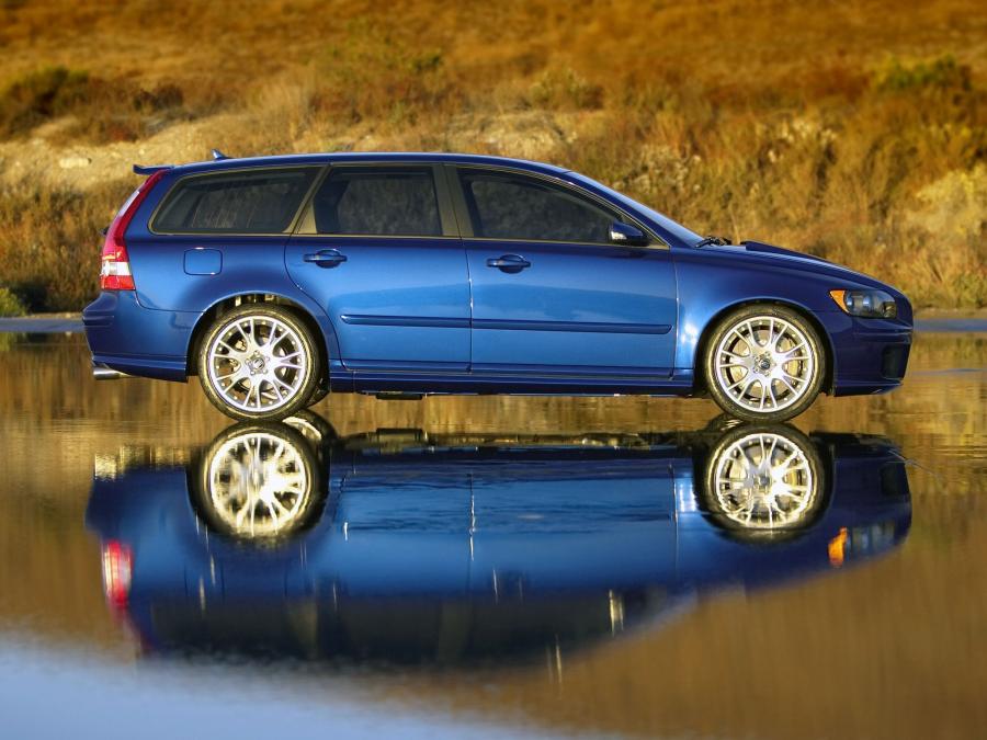  Volvo V50 SV Concept 2004 года  (фото 2 из 6)